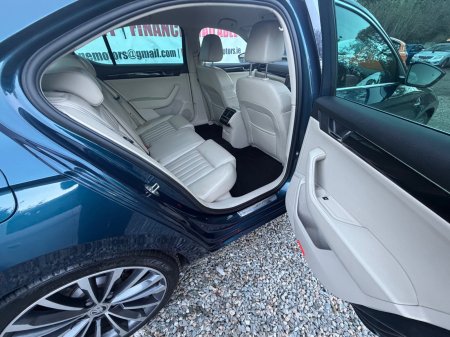 2017 Skoda Superb - photo 9