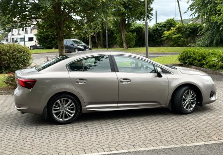 2016 Toyota Avensis - photo 4
