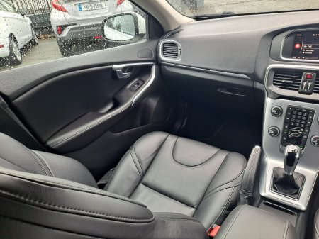 2018 Volvo V40 - photo 23