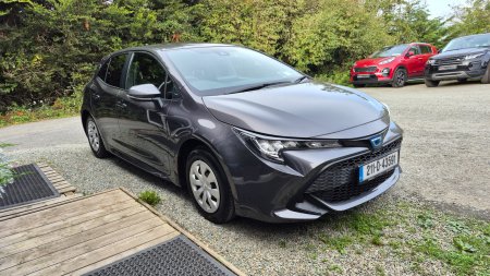 2021 Toyota Corolla - photo 2