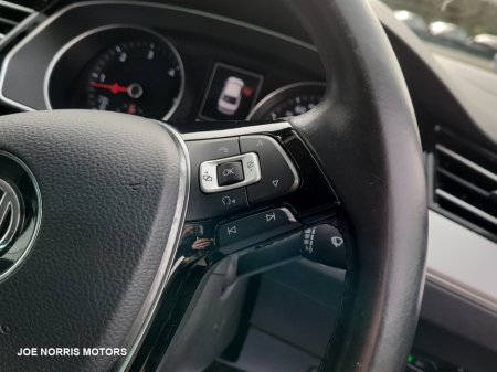 2017 Volkswagen Passat - photo 21