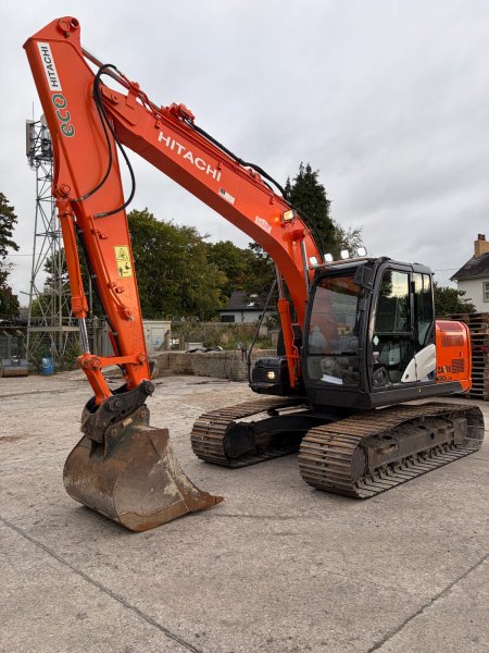 0 HITACHI 