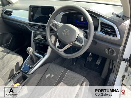 2025 Volkswagen T-Roc - photo 7
