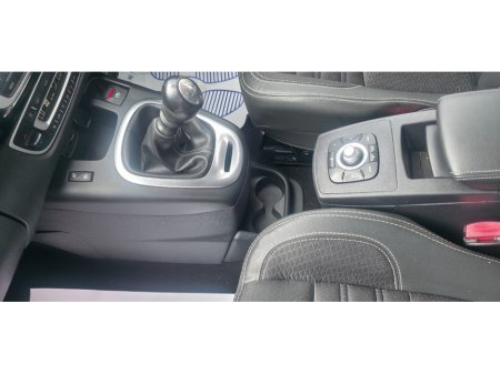 2015 Renault Grand Scenic - photo 21
