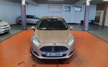 2016 Ford Fiesta - photo 8