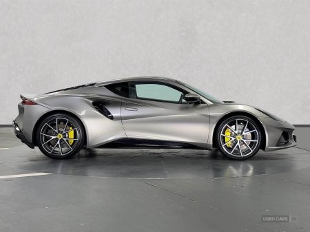 2023 Lotus Emira - photo 3