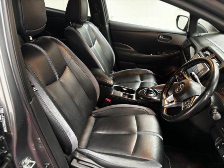 2022 Nissan Leaf - photo 12