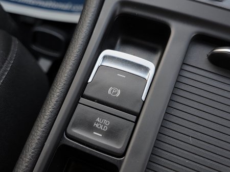 2018 Volkswagen Golf - photo 27