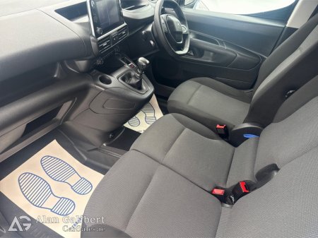 2023 Peugeot Partner - photo 14