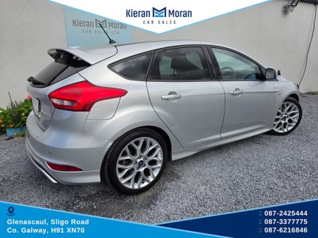 2017 Ford Focus - photo 5