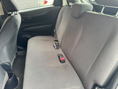 2013 Toyota Yaris - photo 10