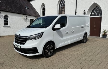 2024 Renault Trafic - photo 2