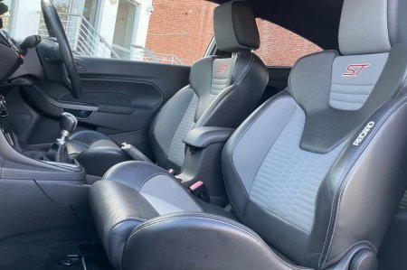 2016 Ford Fiesta - photo 19