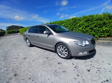 2011 Skoda Superb - photo 3