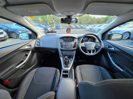 2017 Ford Focus - photo 7