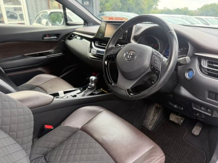 2017 Toyota C-HR - photo 15