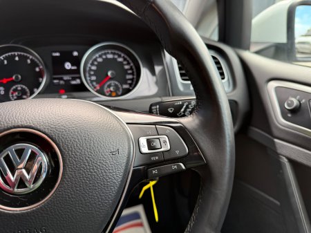 2021 Volkswagen Golf - photo 12