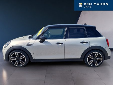 2022 Mini Cooper - photo 2