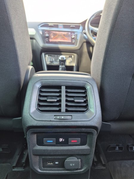 2018 Volkswagen Tiguan - photo 23