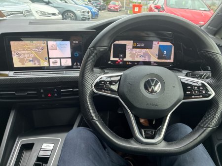 2021 Volkswagen Golf - photo 16