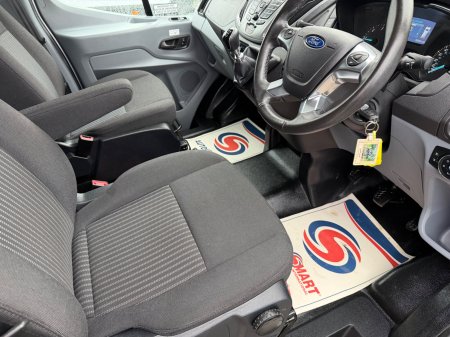 2018 Ford Transit - photo 26