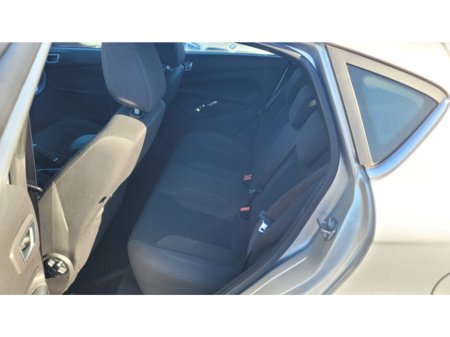 2016 Ford Fiesta - photo 15