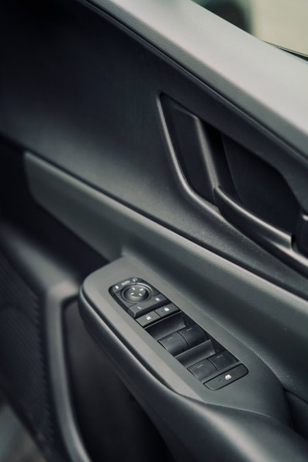 2023 Toyota Prius - photo 14