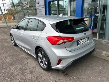 2020 Ford Focus - photo 6