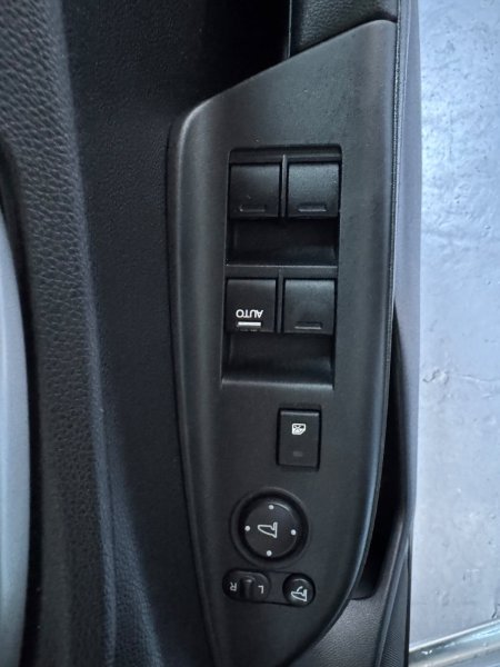 2015 Honda Fit - photo 8