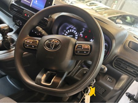 2022 Toyota Proace City - photo 5