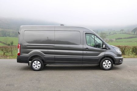 2025 Ford Transit - photo 9