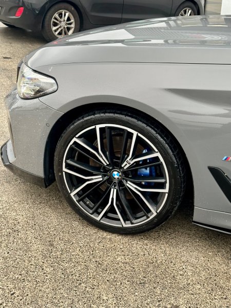 2021 BMW 5-Series - photo 7