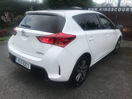 2015 Toyota Auris - photo 11
