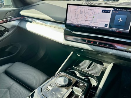 2026 BMW 5-Series - photo 19