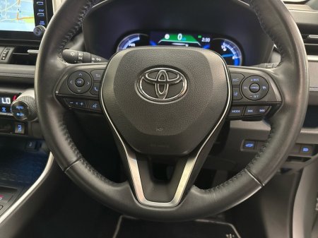 2022 Toyota RAV4 - photo 13