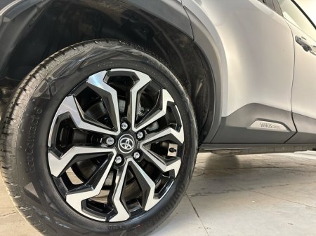 2026 Toyota Yaris Cross - photo 19