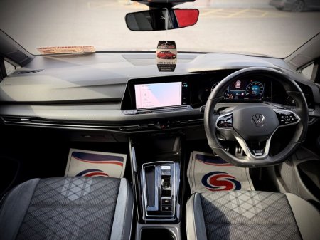 2024 Volkswagen Golf - photo 13