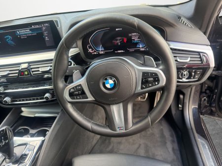 2020 BMW 5-Series - photo 10