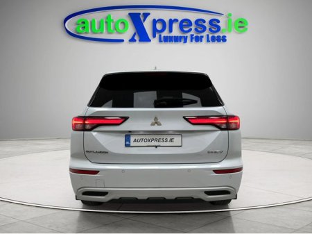 2023 Mitsubishi Outlander - photo 11