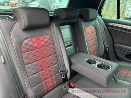 2020 Volkswagen Golf - photo 31