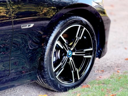 2023 BMW 3-Series - photo 21