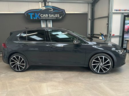 2020 Volkswagen Golf - photo 2
