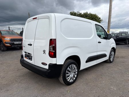 2020 Peugeot Partner - photo 2
