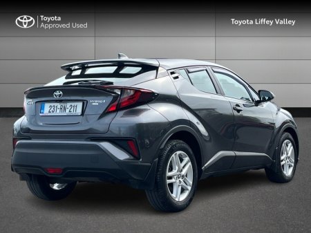 2023 Toyota C-HR - photo 2