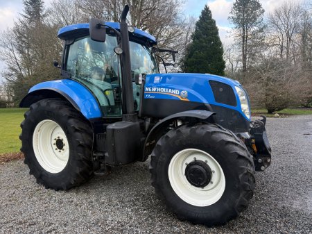 2013 New Holland T7.200