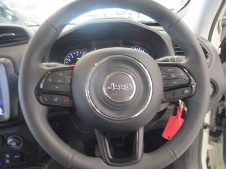2023 Jeep Renegade - photo 17