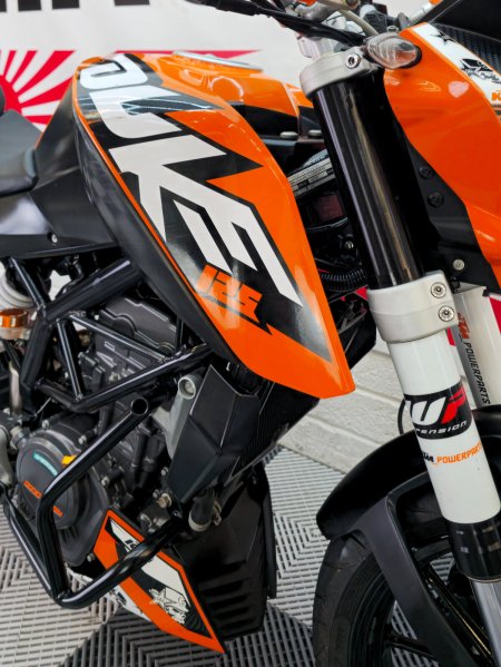 2012 KTM Duke - photo 16