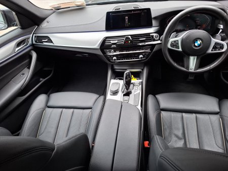 2020 BMW 5-Series - photo 6