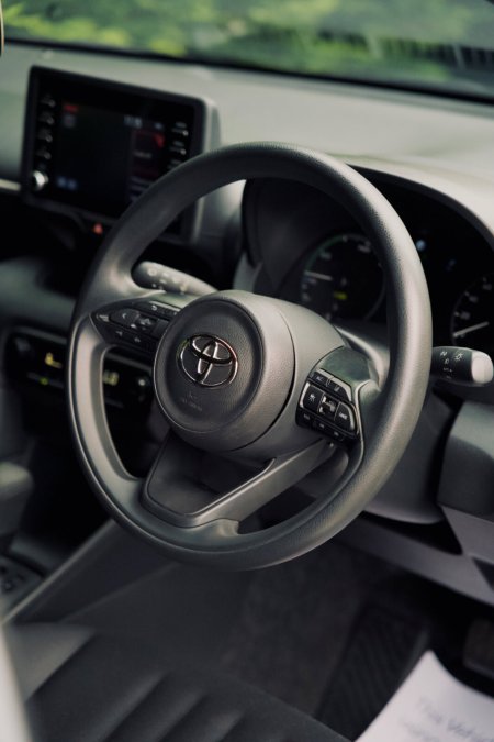 2023 Toyota Yaris - photo 8