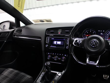 2017 Volkswagen Golf - photo 17